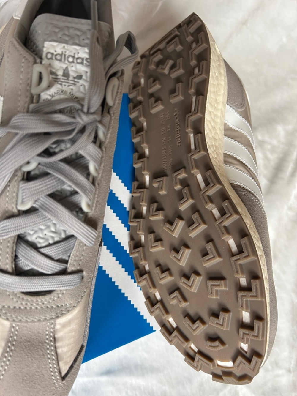 adidas Men’s Taupe and White Classic Runner Sneakers - Picture 3 of 8